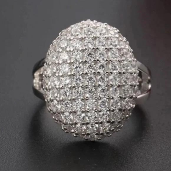 NEW BELLA 925 STERLING SILVER DIAMOND RING, CUTE RING, SHINY RING. - Picture 6 of 7